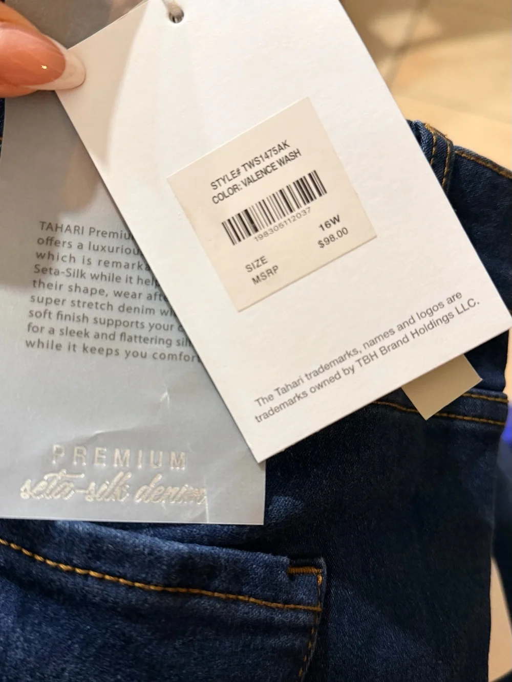 Tahari Classic Mid-rise Skinny Premium